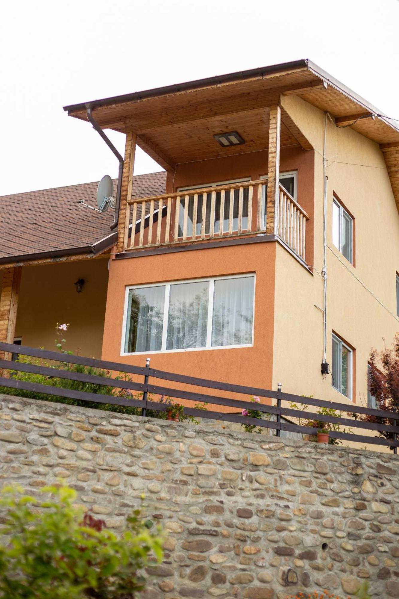 Casa Rumelia Paltineni Exterior foto